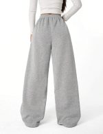 Women's Fleece Wide Leg Sweatpants Baggy Straight Leg Sweat Pants with Pockets - Image 2